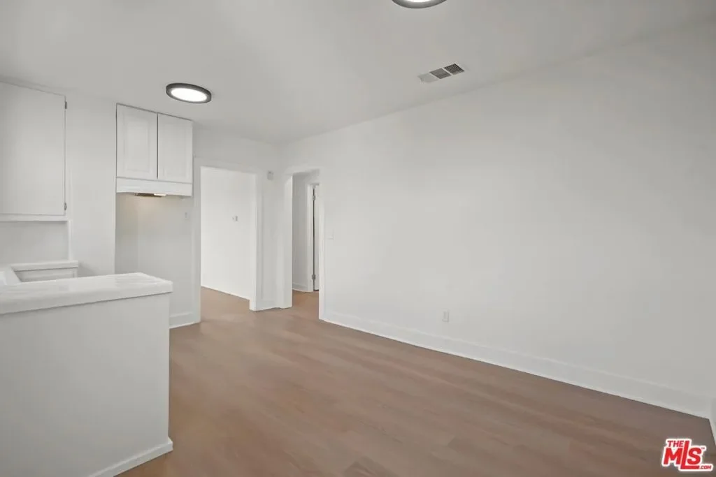 1561 East Elizabeth Street, Altadena, California, United States. - Photo 30