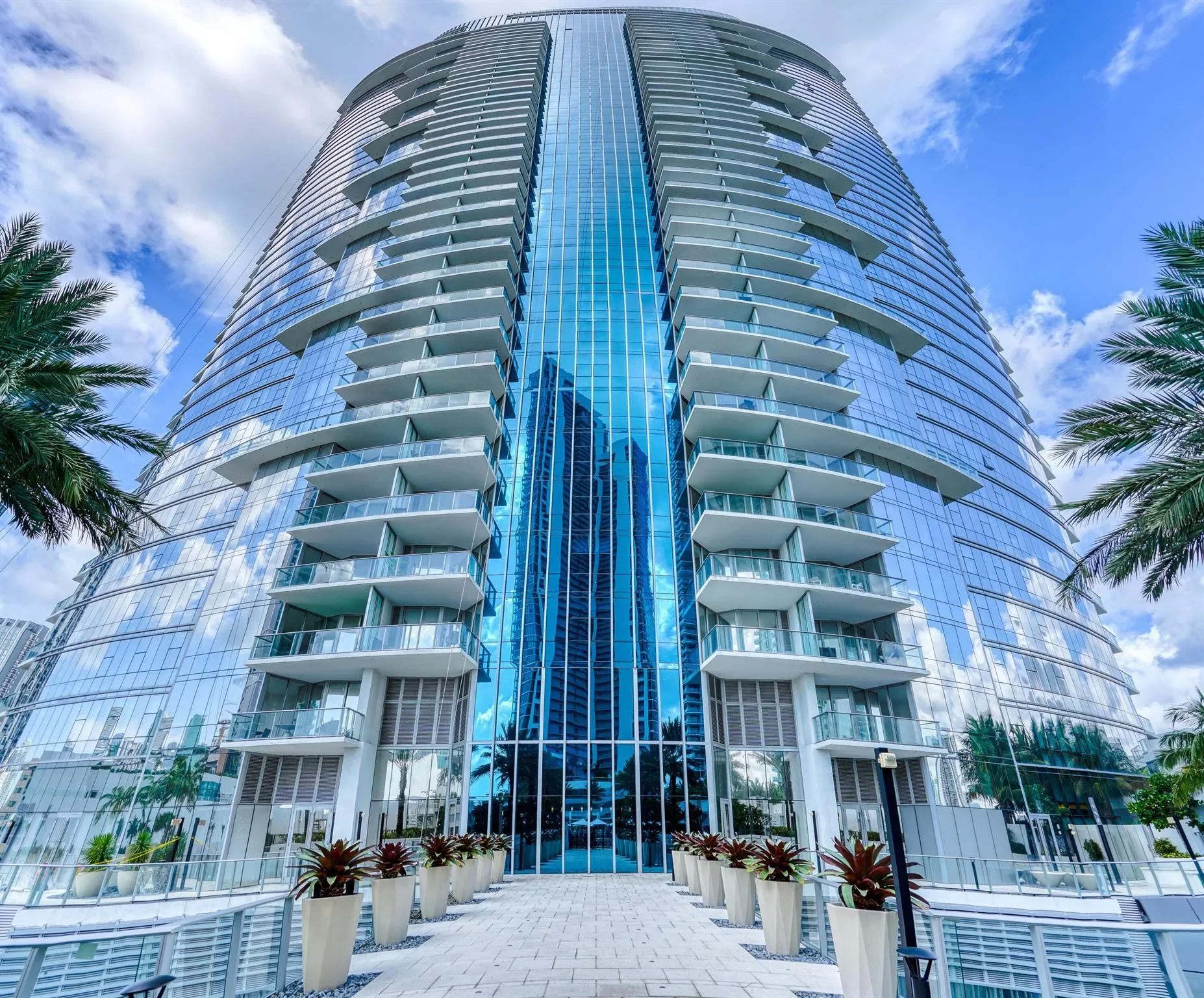 851 NE 1st Avenue, Miami, Florida, United States. - Photo 5