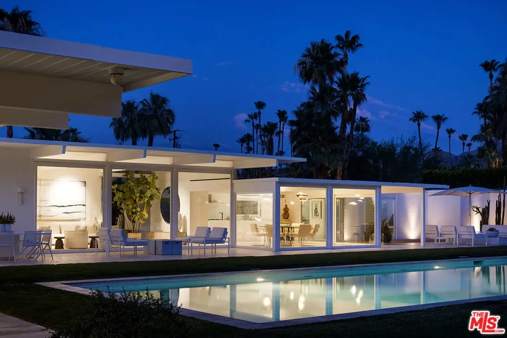 1323 S Driftwood Drive, Palm Springs, California, United States. - Photo 44