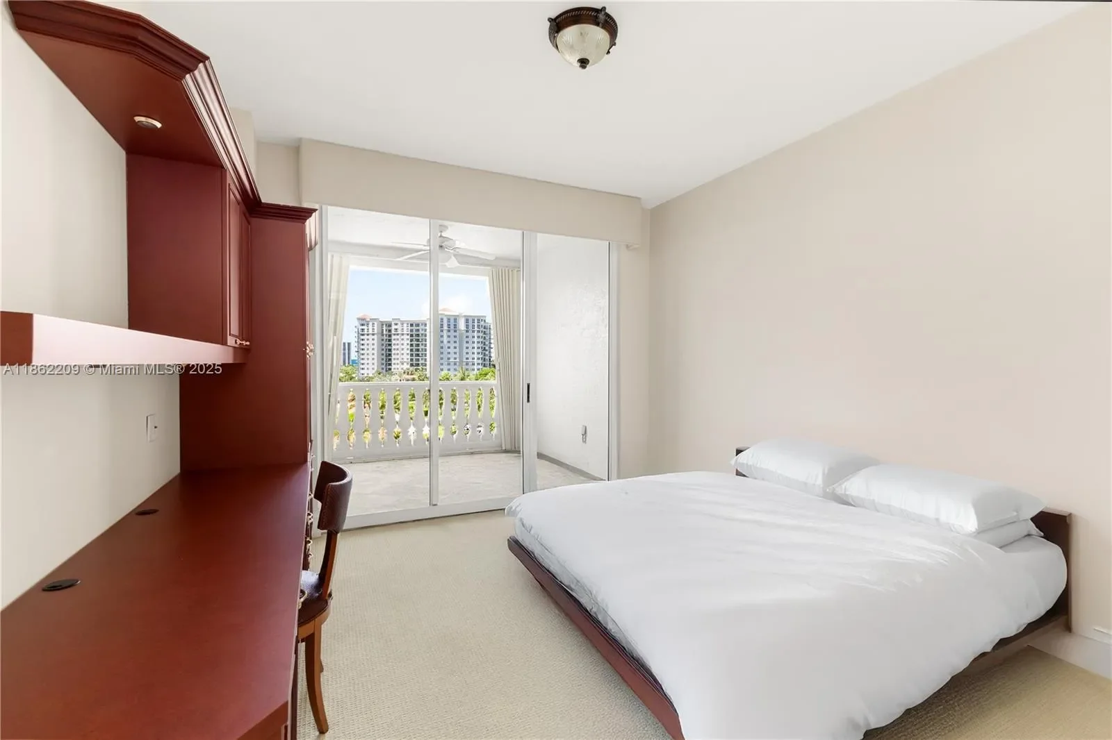 19925 NE 39th Pl 603, Aventura, Florida, United States. - Photo 16