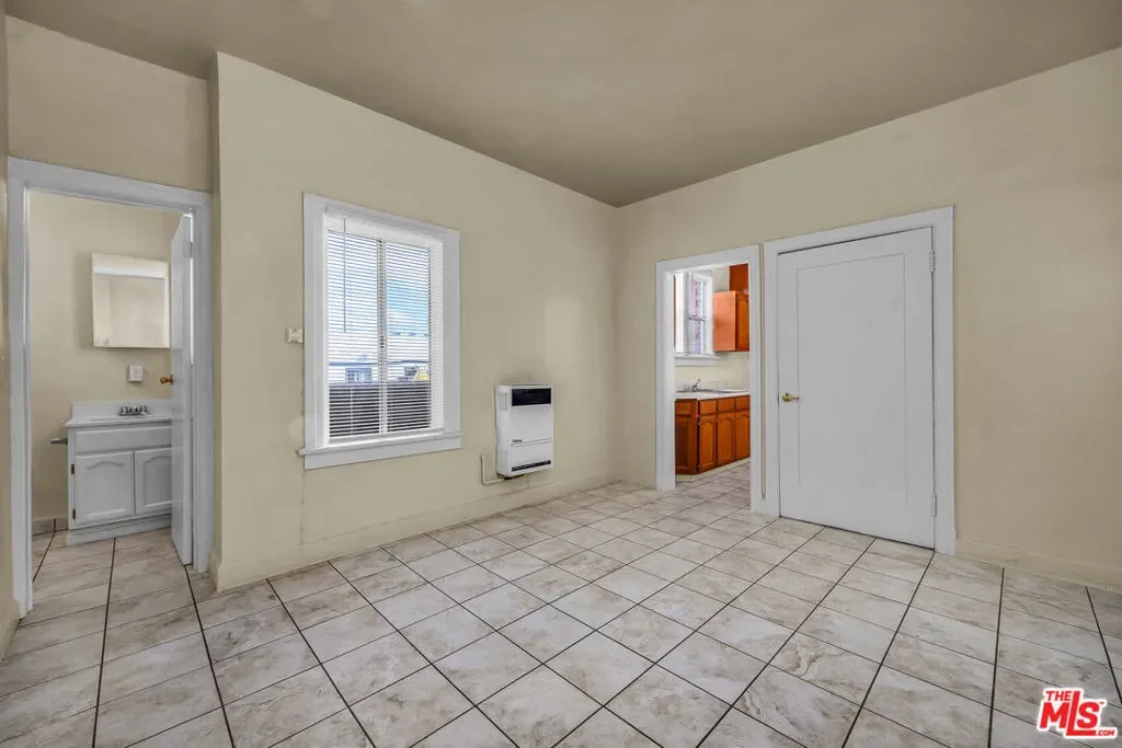 5734 S Broadway, Los Angeles, California, United States. - Photo 8