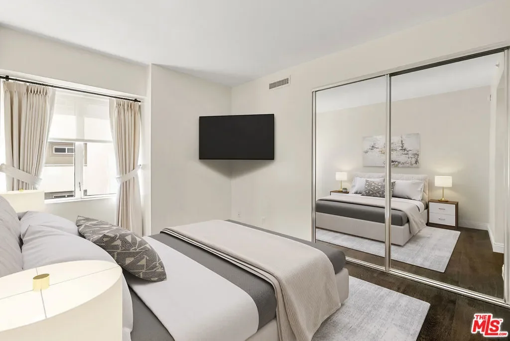 10520 Wilshire Boulevard 407, Los Angeles, California, United States. - Photo 4