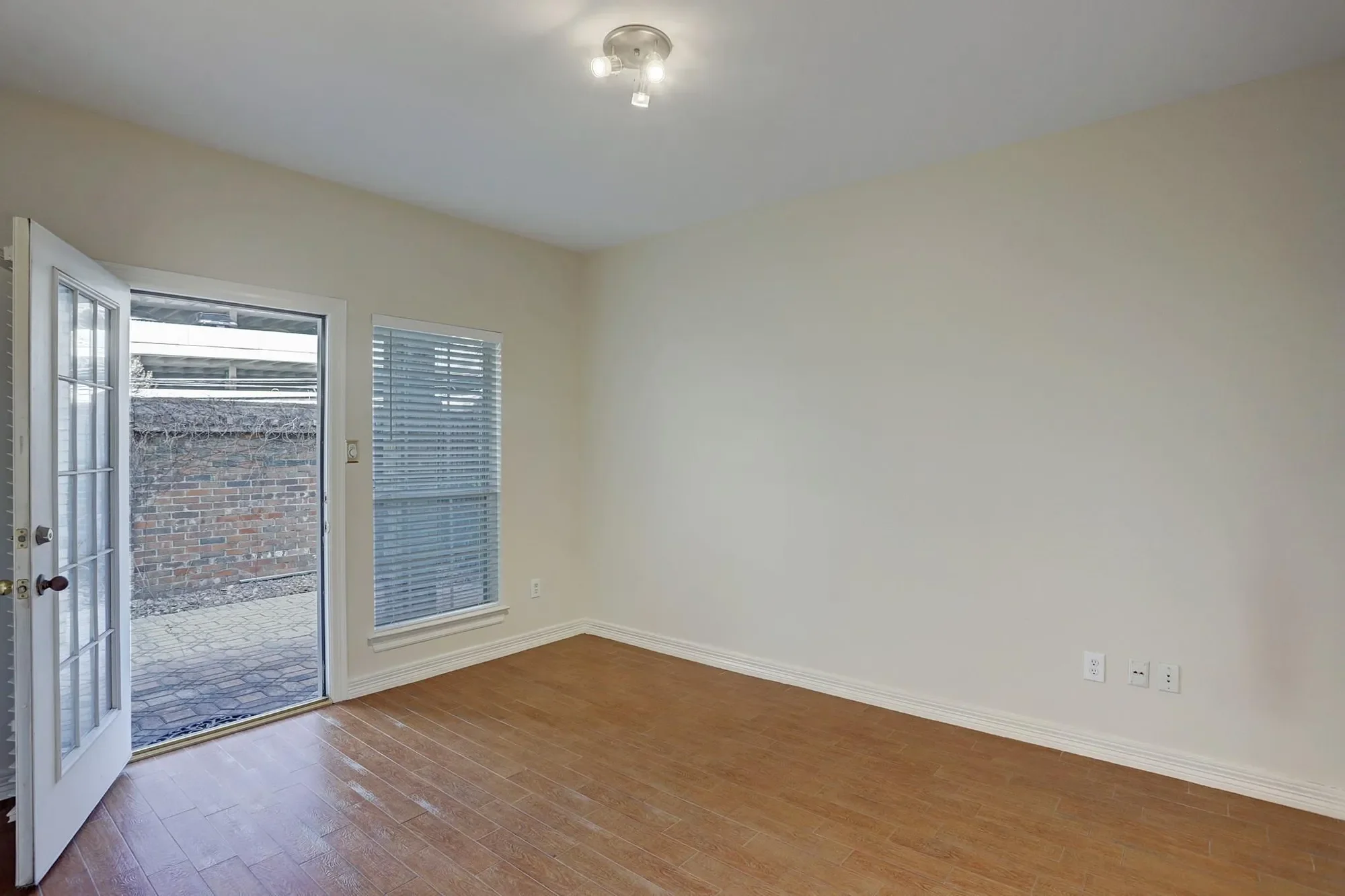 Gallery photo 3