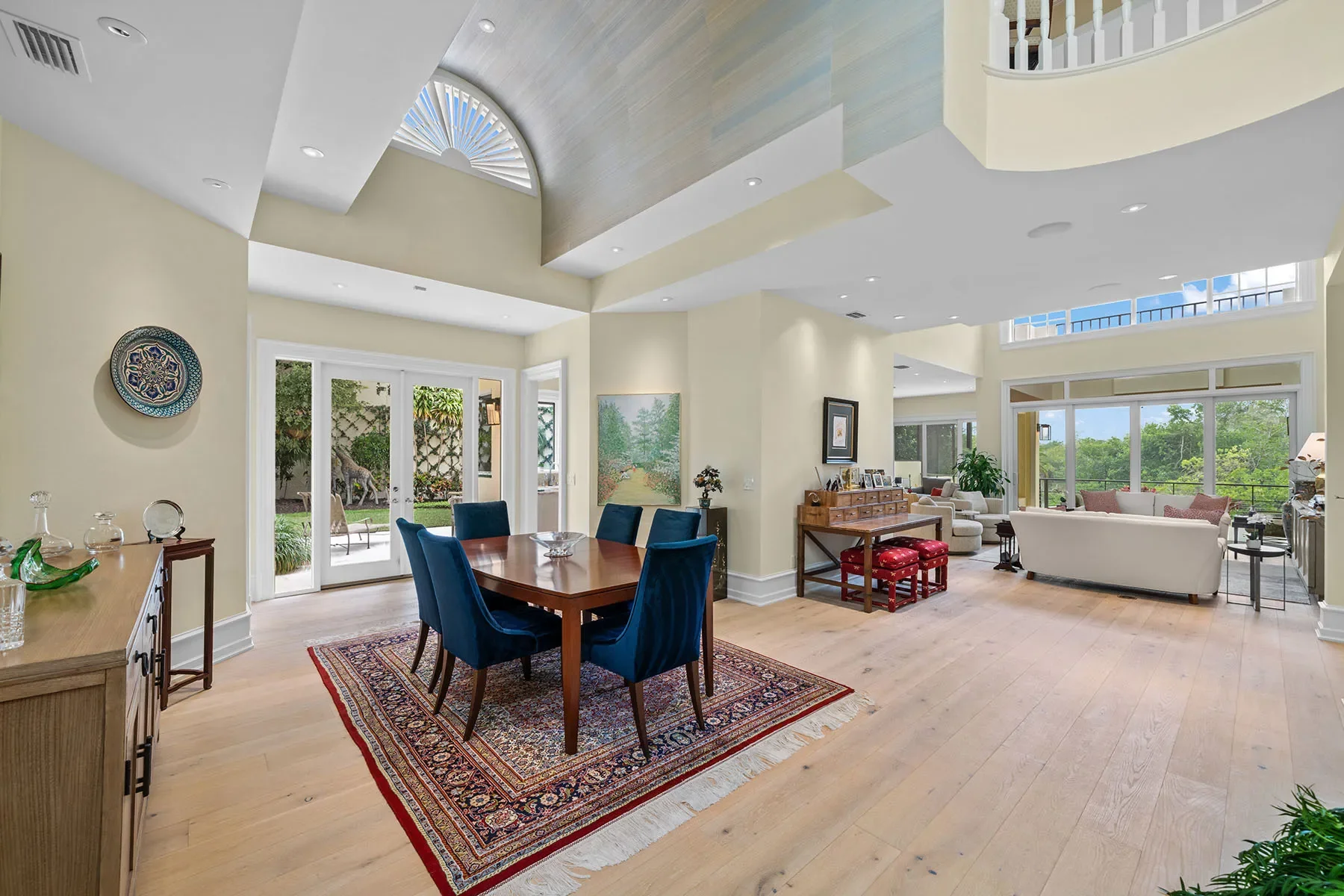 Gallery photo 10