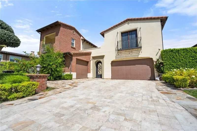 Single Family Residence in West Covina