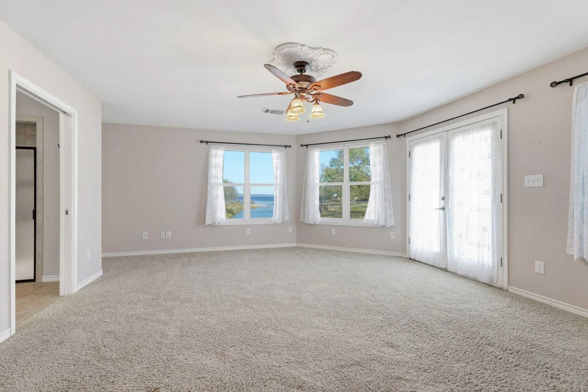 200 Apache Trail ST, Burnet, Texas, United States. - Photo 18