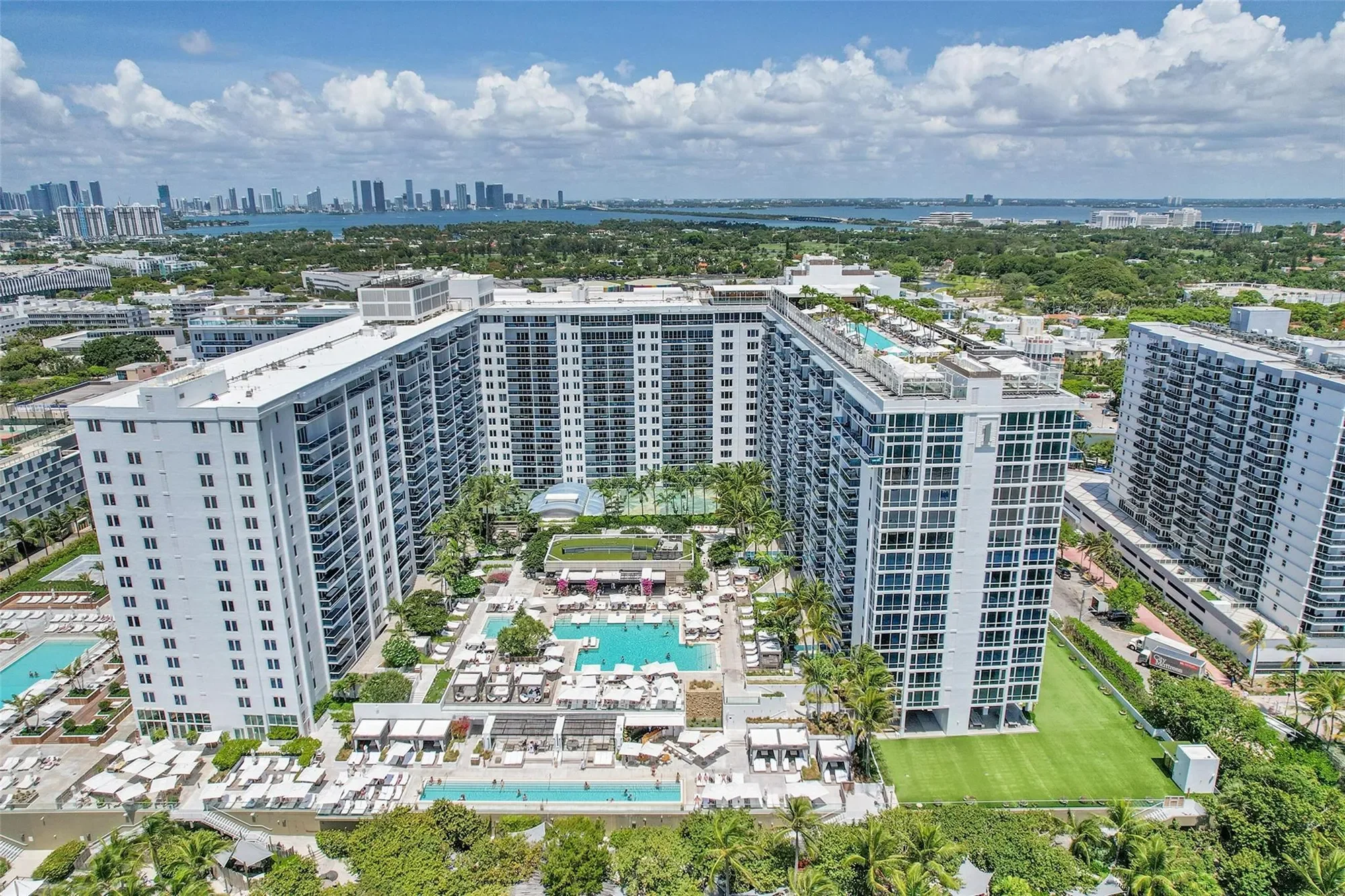 2301 Collins Ave 838, Miami Beach, Florida, United States. - Photo 24