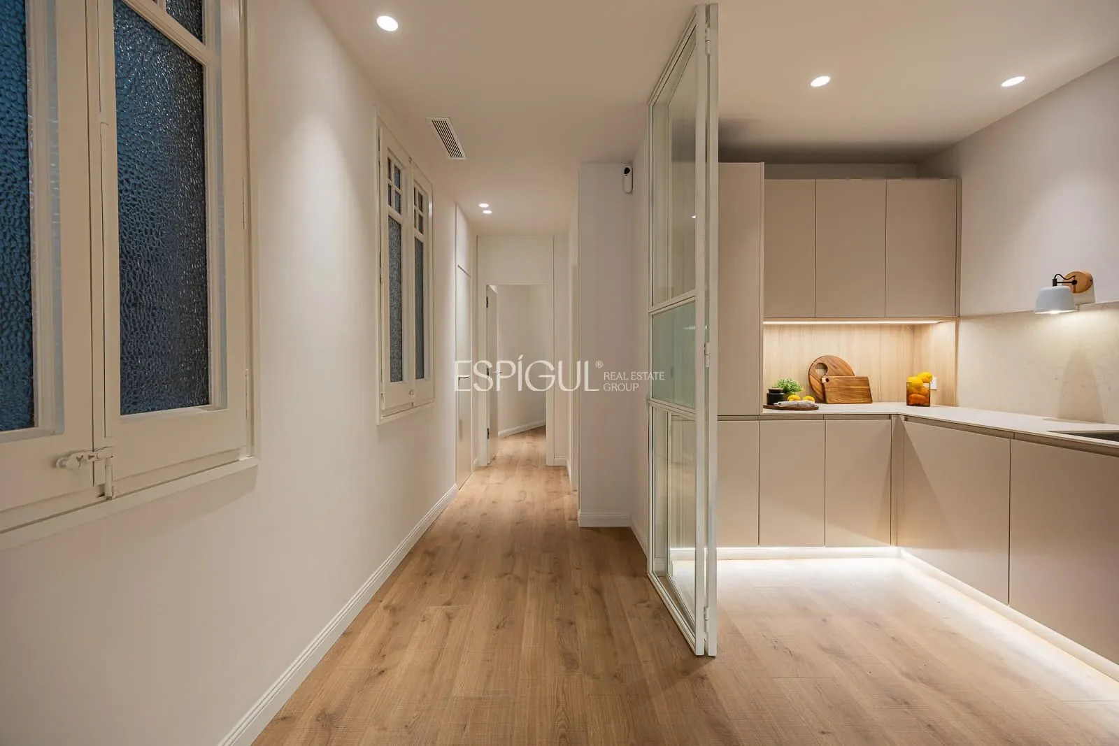 Gallery photo 2