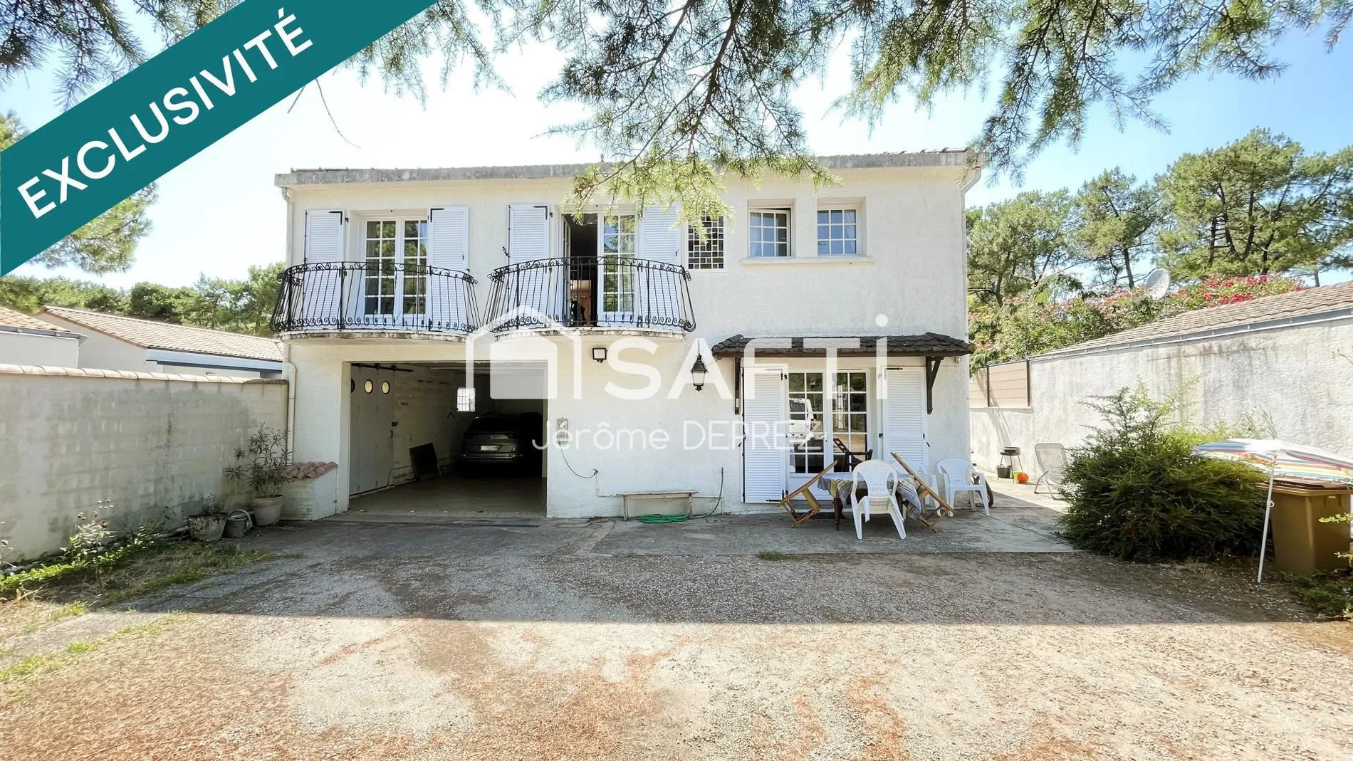 Exterior photo 4