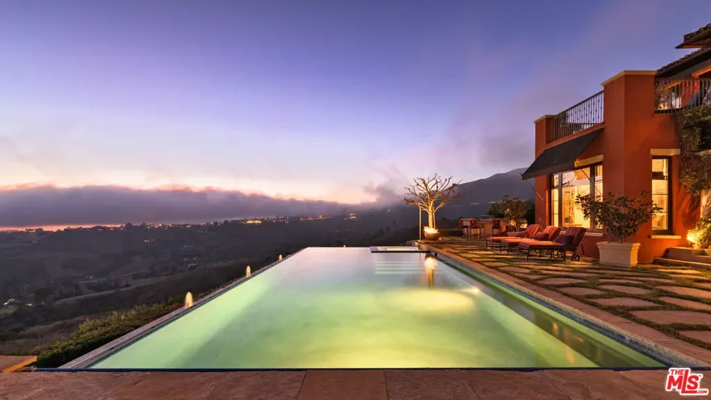 6093 Murphy Way, Malibu, California, United States. - Photo 14