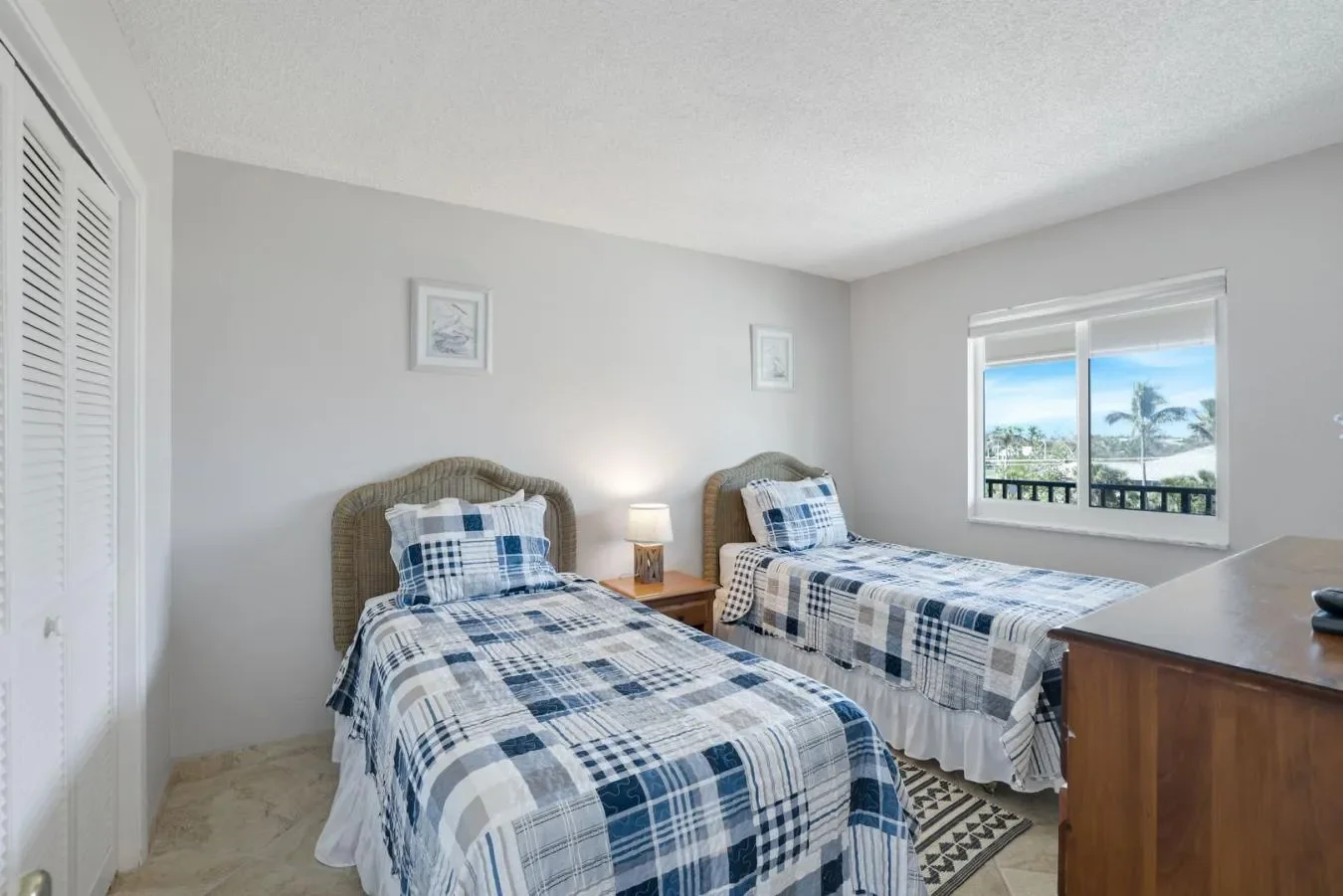 1246 Fulgur St, Sanibel, Florida, United States. - Photo 18