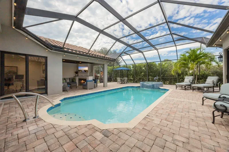 1007 Tivoli DR, Naples, FL, 34104, USA, Naples, Florida, United States. - Photo 2