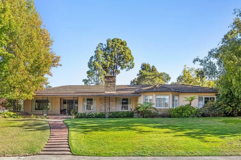 1735 Crockett Lane, Burlingame, California, United States. - Photo 7