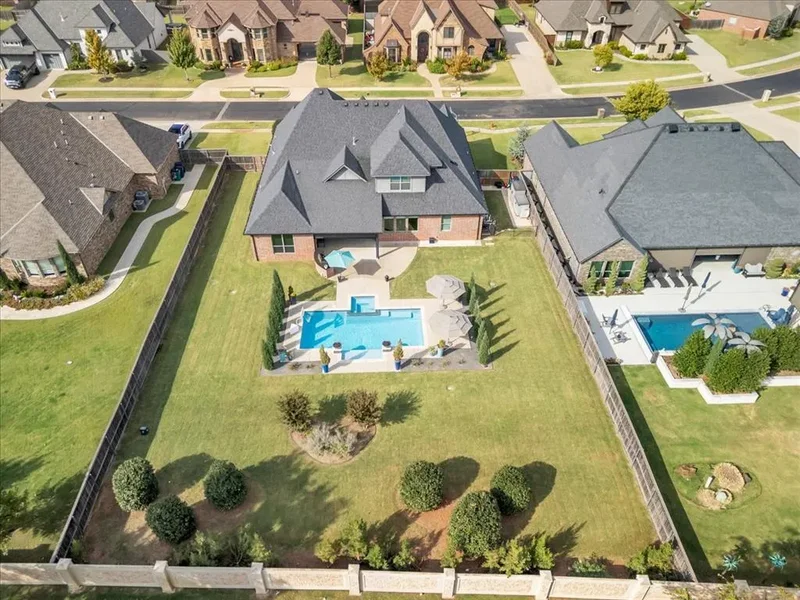 304 NW 151 Place, Edmond, OK 73013, Edmond, Oklahoma, United States. - Photo 44