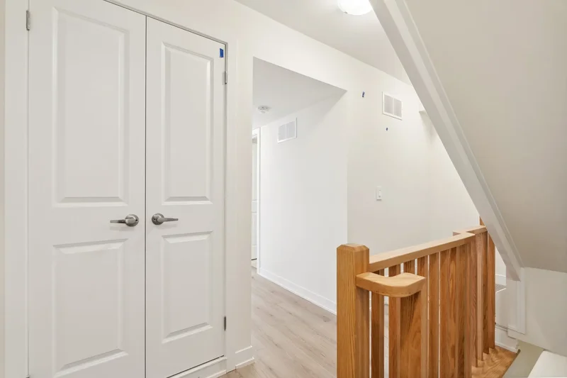 1695 Dersan St  204, Pickering, ON L1V 2P8, Pickering, Ontario, Canada. - Photo 36