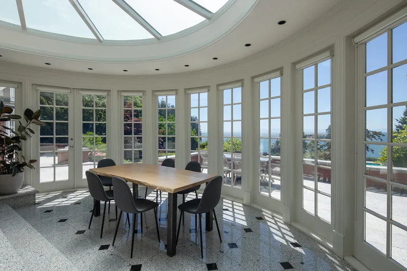 5240 Marine Drive, West Vancouver, BC V7W 2P8, West Vancouver, British Columbia, Canada. - Photo 19