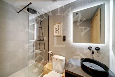 Thumbnail 33