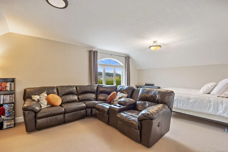 1614 Trumpeter Cres, Courtenay, British Columbia, Canada. - Photo 36