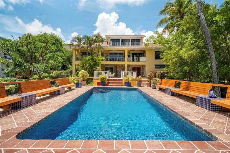 Nassau Home For Sale