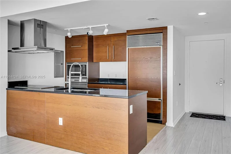495 Brickell Ave 4903, Miami, Florida, United States. - Photo 6