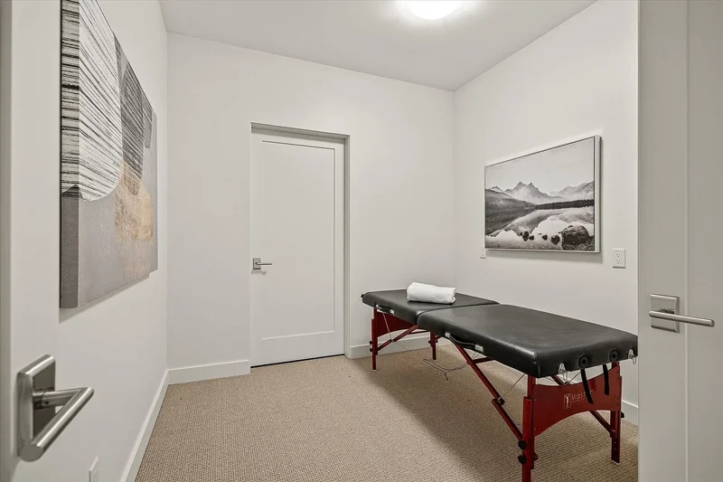 5560 Lakeshore Road, Kelowna, BC V1W 4J4, Kelowna, British Columbia, Canada. - Photo 39