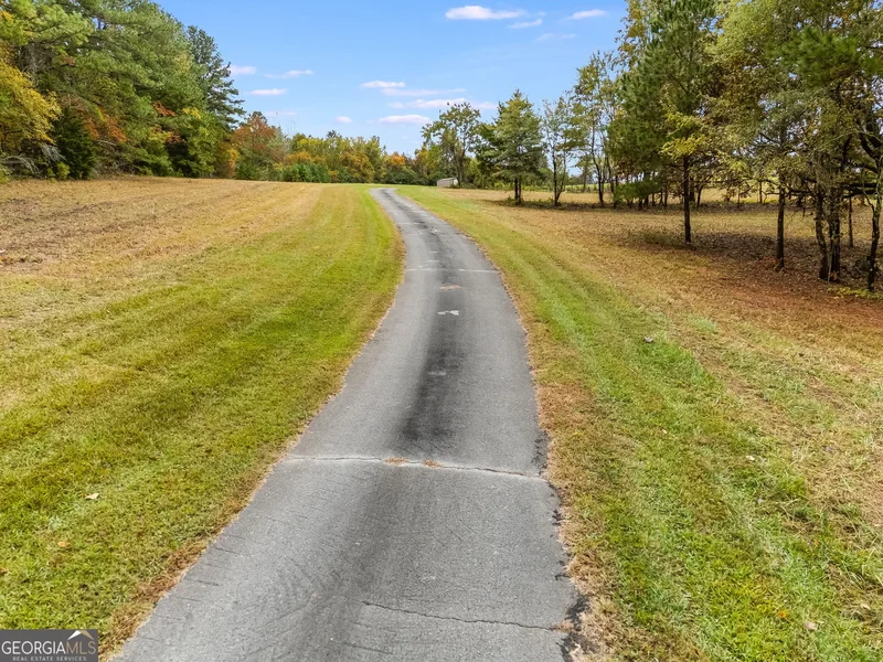 Silver Creek, Georgia, United States. - Photo 5