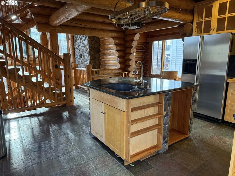 507 Elrod Ave, Maupin, OR 97037, Maupin, Oregon, United States. - Photo 10