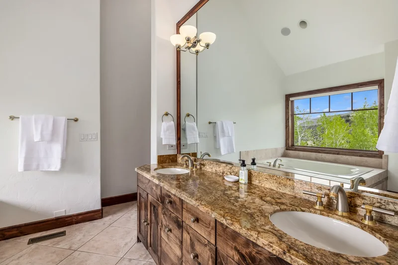 1122 Red Draw , Edwards, CO 81632, Edwards, Colorado, United States. - Photo 36