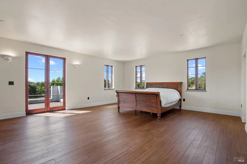 5300 Gravenstein Highway S, Sebastopol, California, United States. - Photo 21