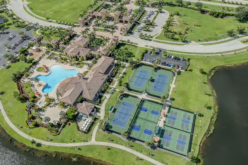 13270 Famiglia Drive, Venice, FL 34293, Venice, Florida, United States. - Photo 5