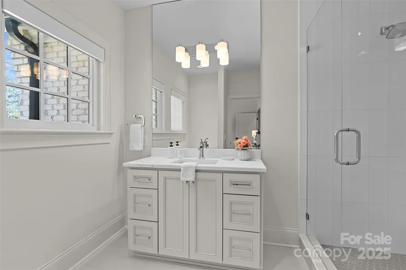 2147 Sharon Avenue , Charlotte, NC 28211, Charlotte, North Carolina, United States. - Photo 31