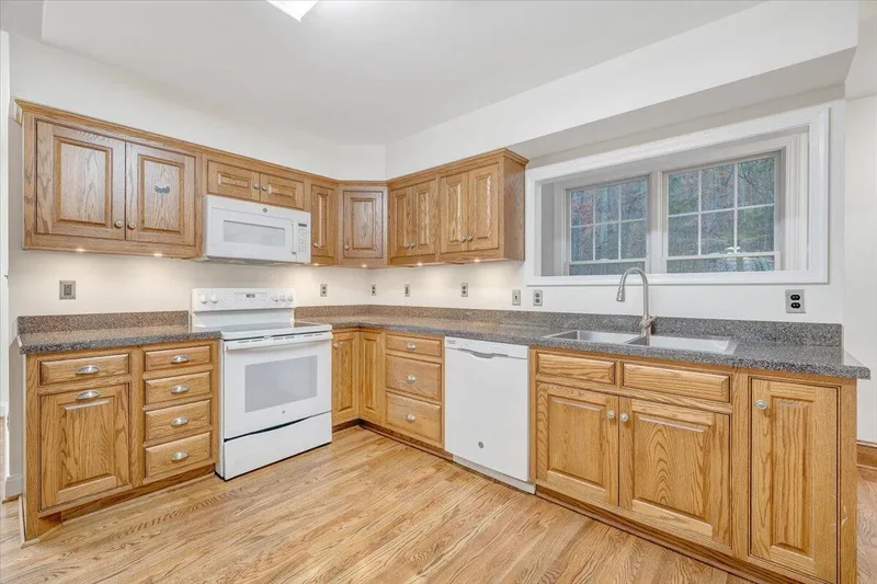 3054 Loch Haven DR, Roanoke, VA 24019, Cloverdale, Virginia, United States. - Photo 59