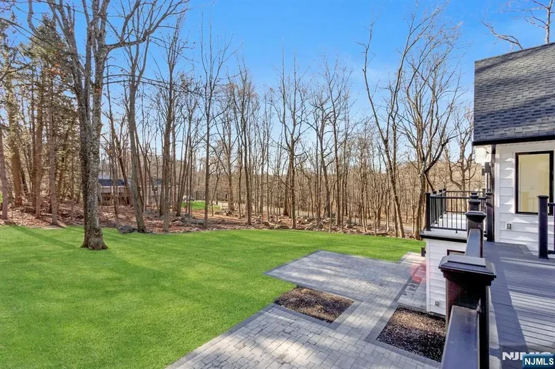 30 Sun Valley Road, Ramsey, NJ 07446, Ramsey, New Jersey, United States. - Photo 48