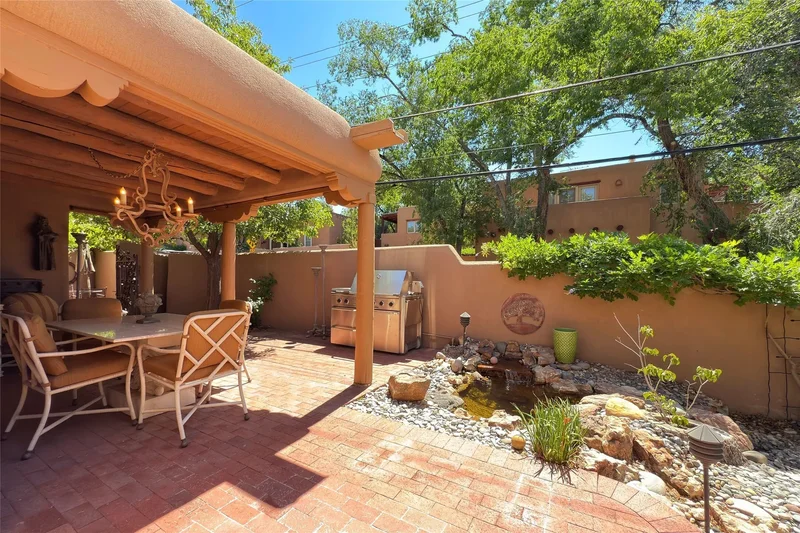517 Paseo De Peralta , Santa Fe, NM 87501, Santa Fe, New Mexico, United States. - Photo 35