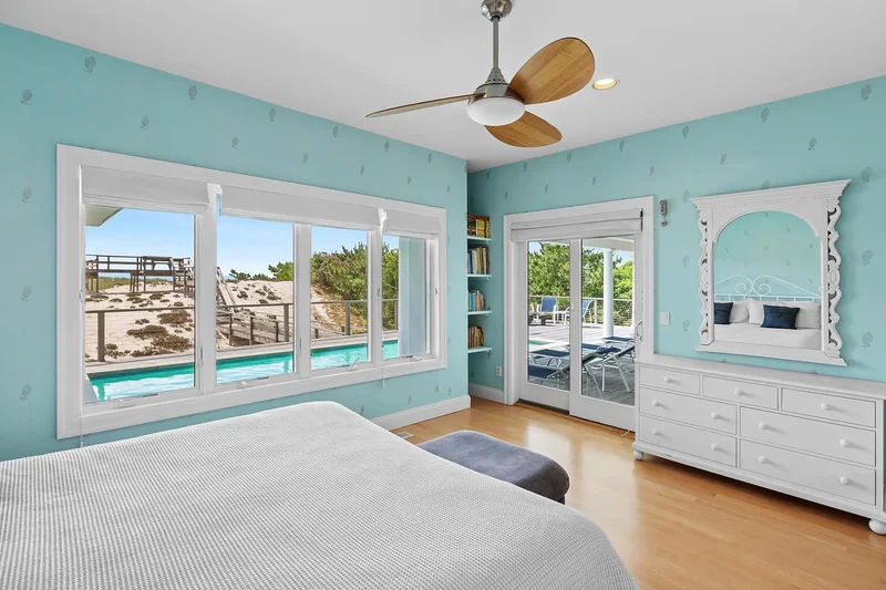 217 Dune Rd, Westhampton Beach, New York, United States. - Photo 2