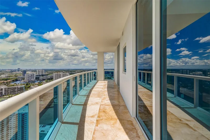 2711 S Ocean Dr 3705, Hollywood, Florida, United States. - Photo 67