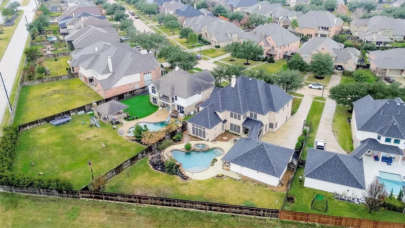11302 Cypress Creek Lakes Drive, Houston, Texas, United States. - Photo 33