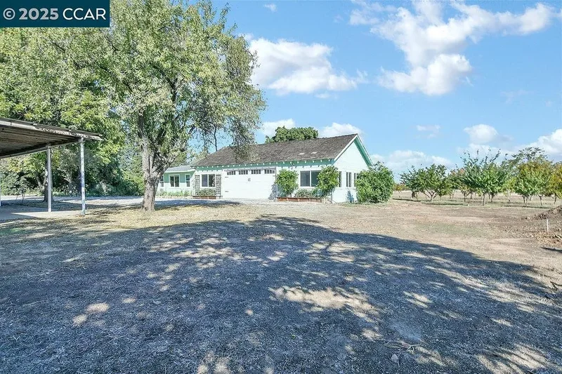 2280 Concord Ave, Brentwood, California, United States. - Photo 51