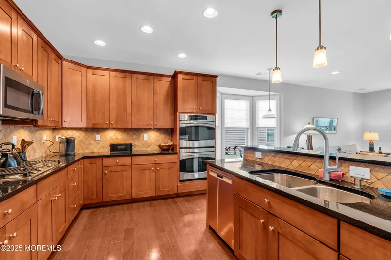 16 Haskell Way, Oceanport, NJ 07757, Oceanport, New Jersey, United States. - Photo 15