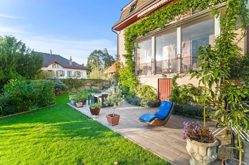 Superb Renovated Historic Property In St Légier
