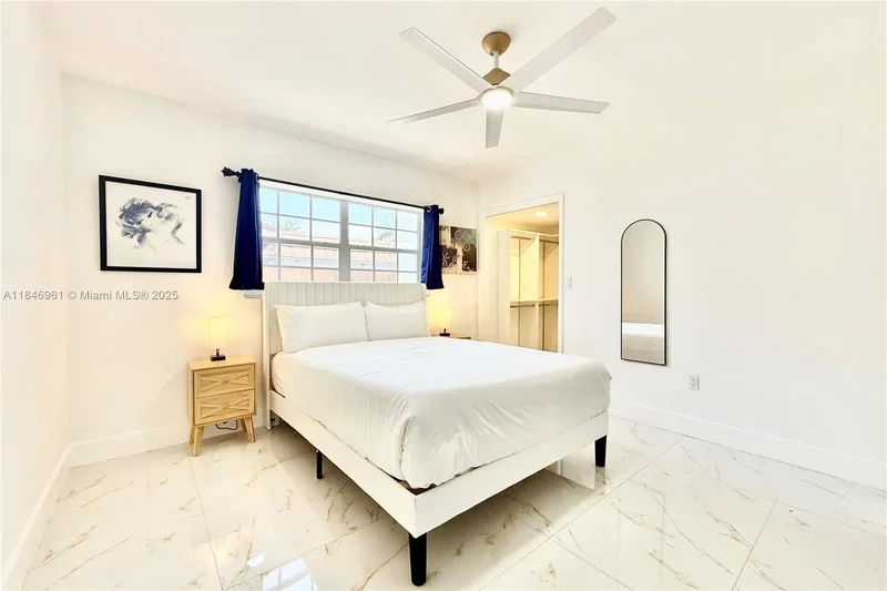 2216 NE 18th Ave, Wilton Manors, Florida, United States. - Photo 17
