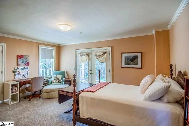 8 Dawson Road, Greenville, SC 29609, Greenville, South Carolina, United States. - Photo 22
