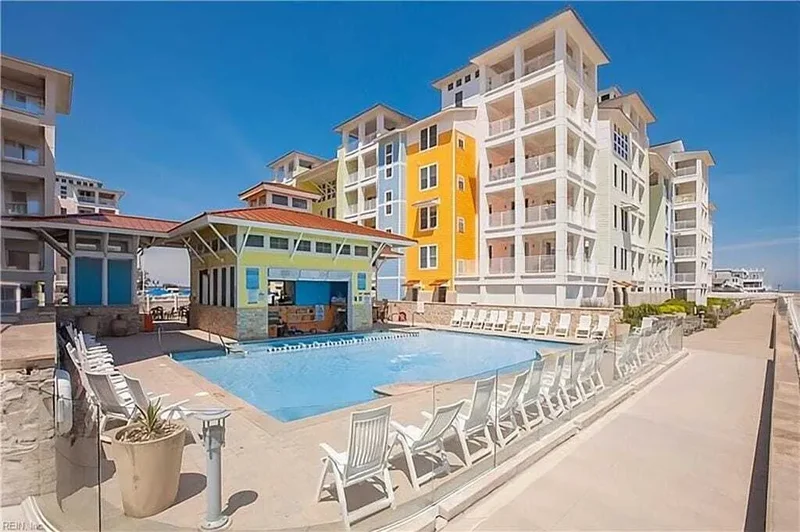 3700 Sandpiper Road, Virginia Beach, Virginia, United States. - Photo 36