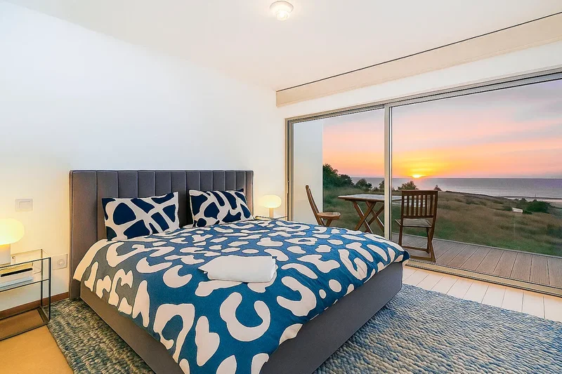4 Bedroom Villa with Absolute View over the Atlantic - Sítio da Nazaré Between the blue of the ocean