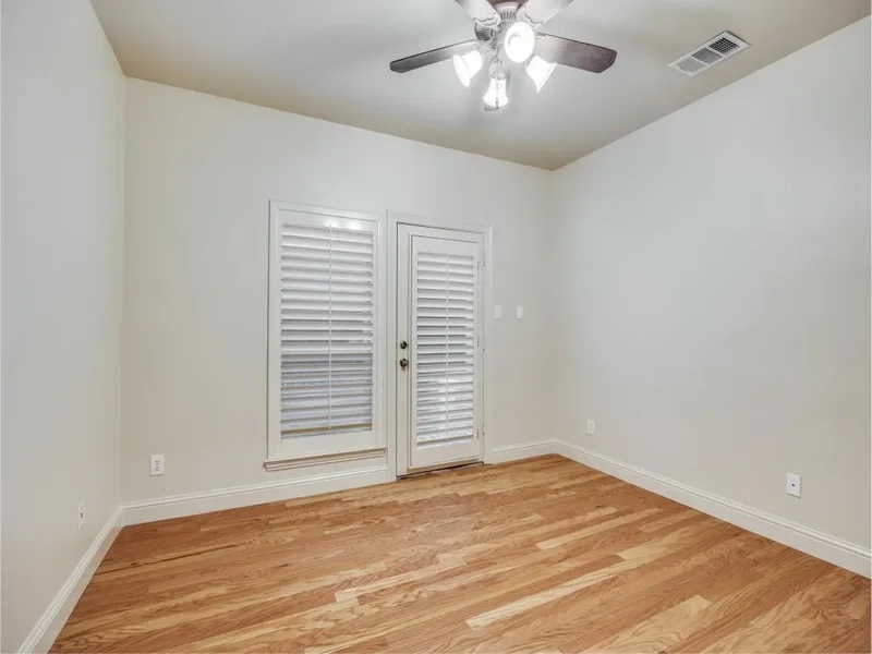 4330 Cole Avenue H, Dallas, Texas, United States. - Photo 13