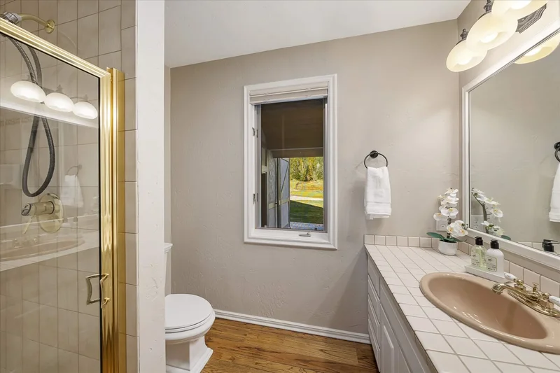 215 Browns Gulch Road, Kalispell, MT 59901, Kalispell, Montana, United States. - Photo 32