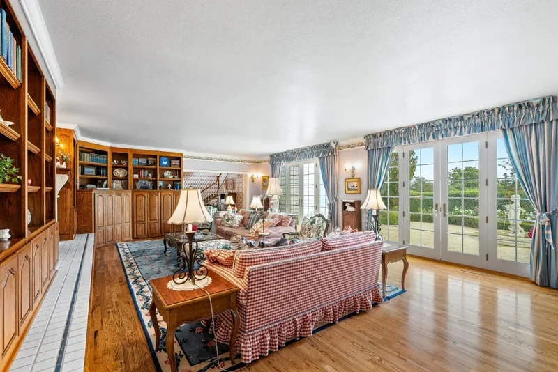 22 Hollins, Santa Cruz, CA 95060, Santa Cruz, California, United States. - Photo 10