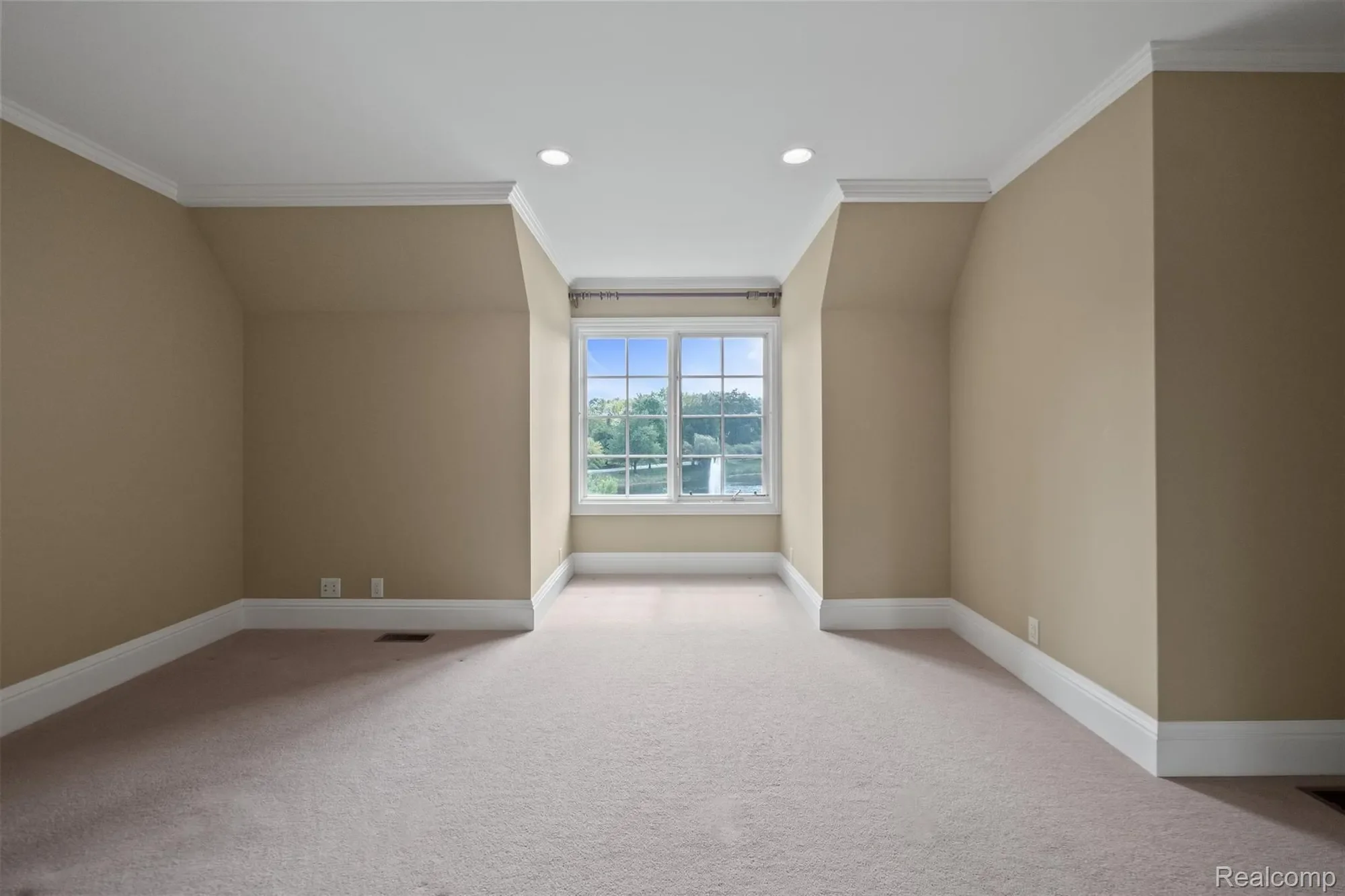 2921 Turtle Pond Court, Bloomfield Hills, MI 48302, Bloomfield Hills, Michigan, United States. - Photo 65