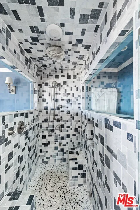 22548 Pacific Coast Highway 401, Malibu, California, United States. - Photo 12