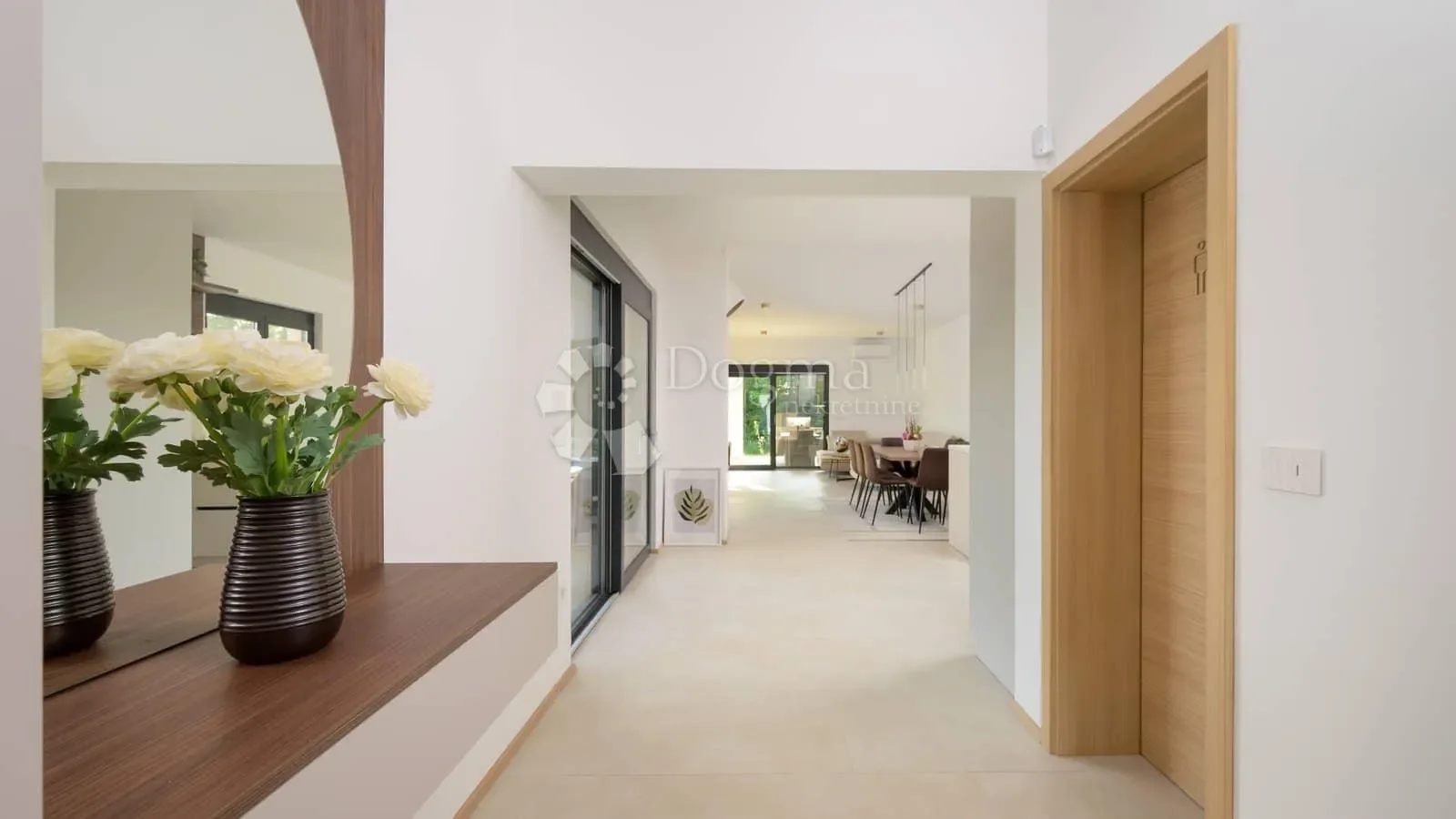 Gallery photo 7